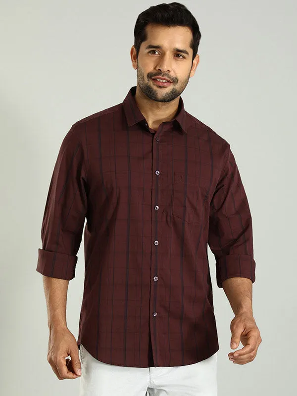 Men Checked Full Sleeve Cotton Blend Shirt