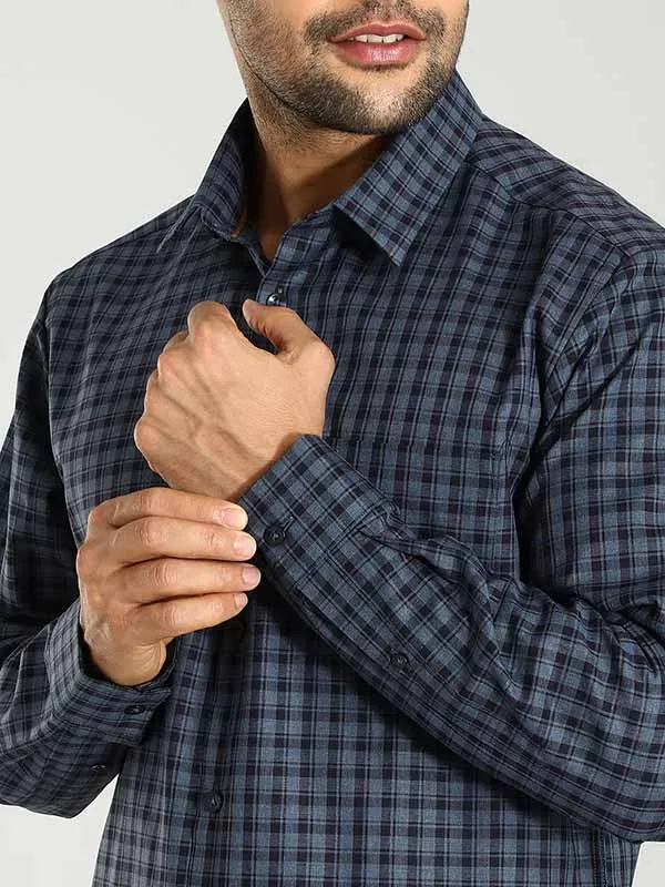 Men Checked Full Sleeve Cotton Shirt