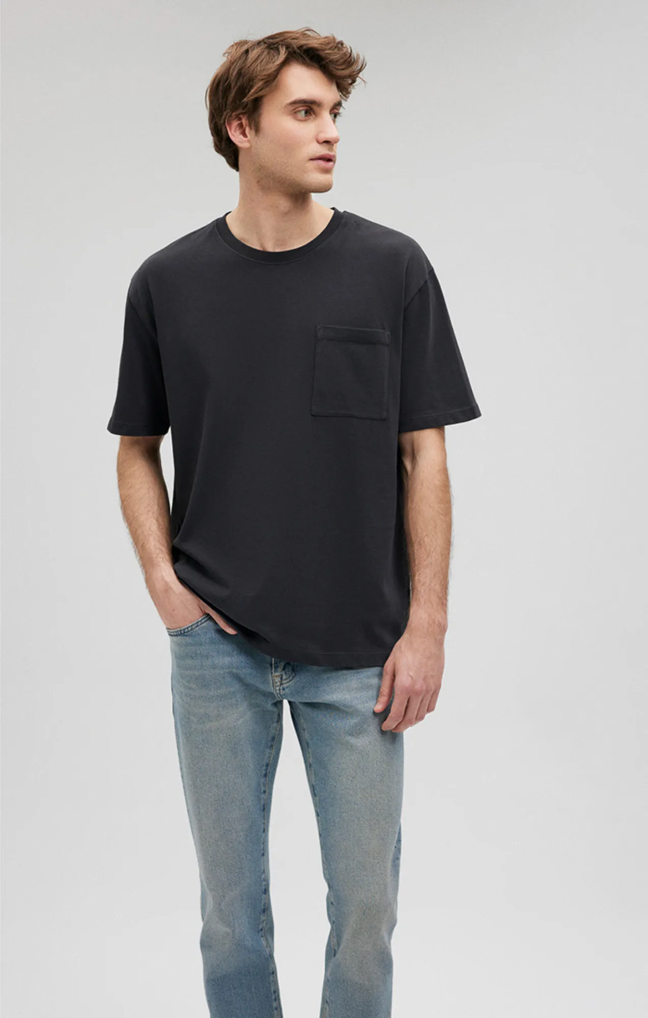 POCKET T-SHIRT IN PIRATE BLACK