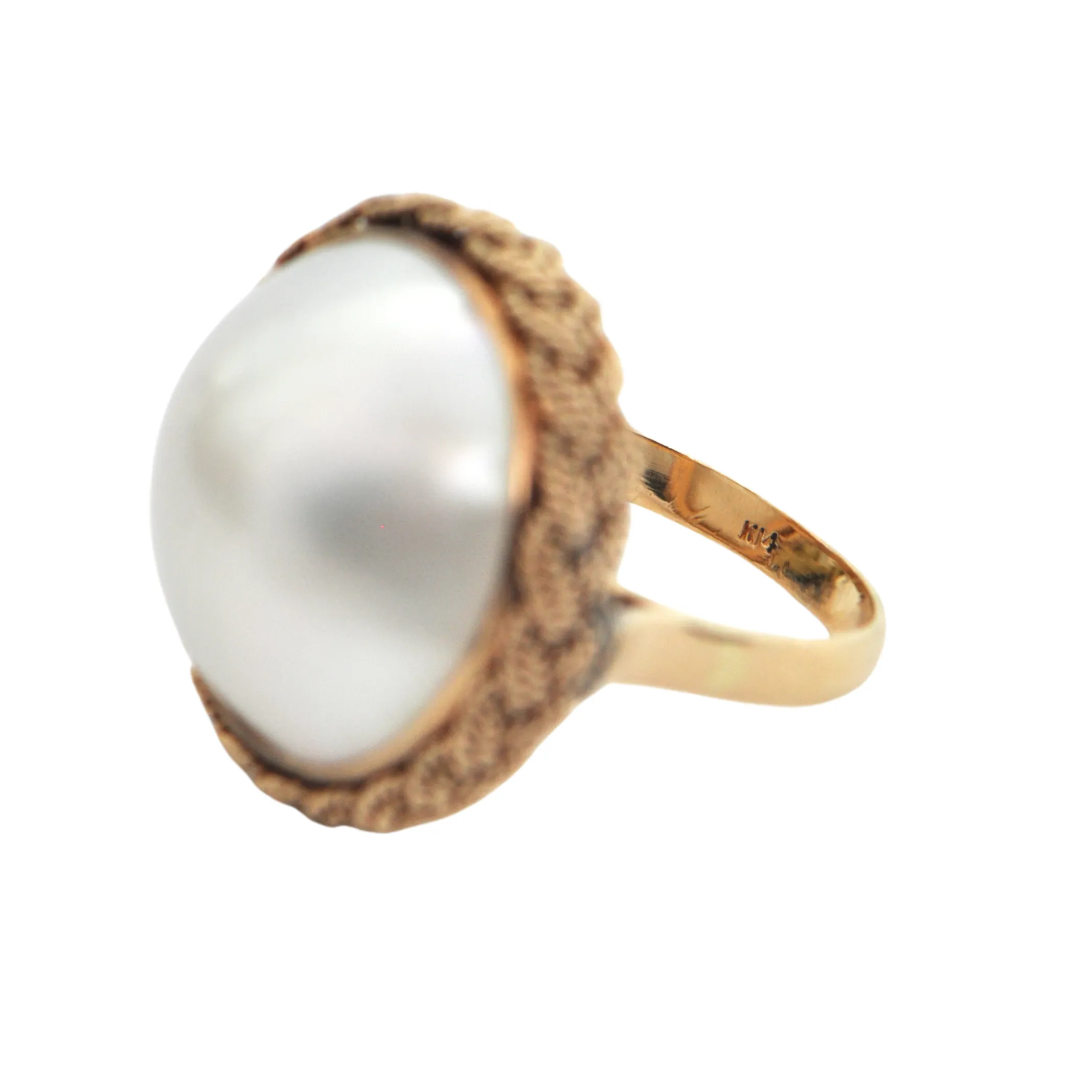 Vintage 14K Yellow Gold and Mabe Pearl Ring