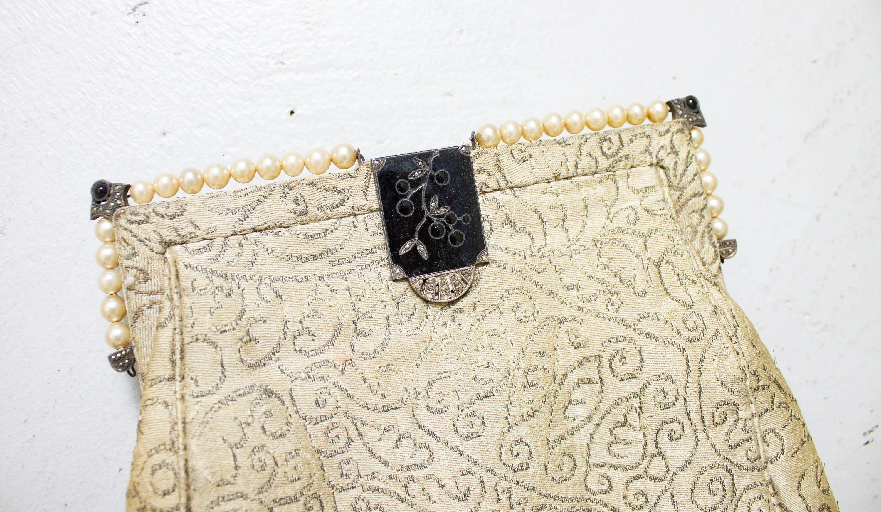 Vintage 1920s Purse Silk Embroidered Chinese Beaded Inlay Deco Clutch 20s