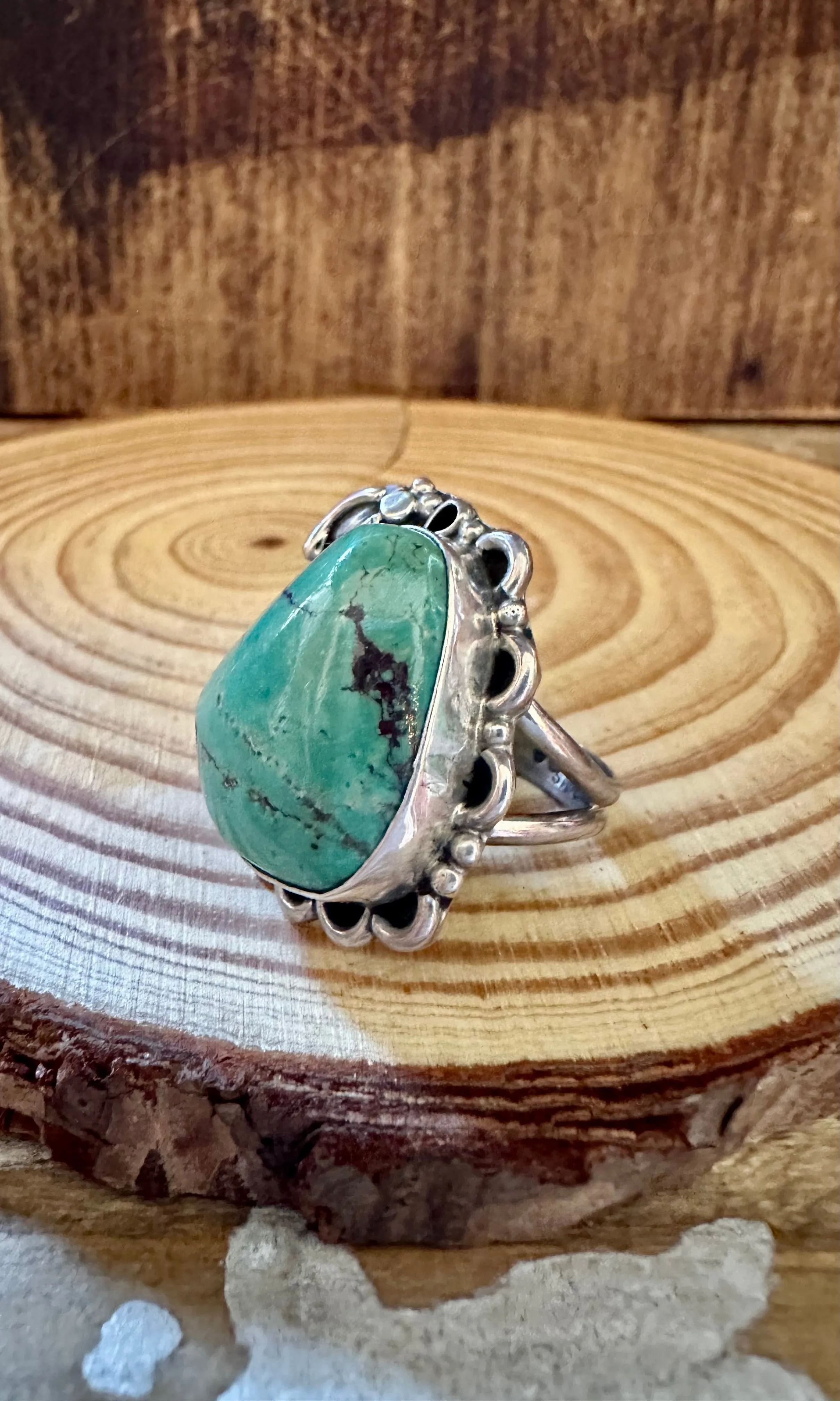 VINTAGE FINE FEATHER Silver & Turquoise Ring • Size 6 1/2